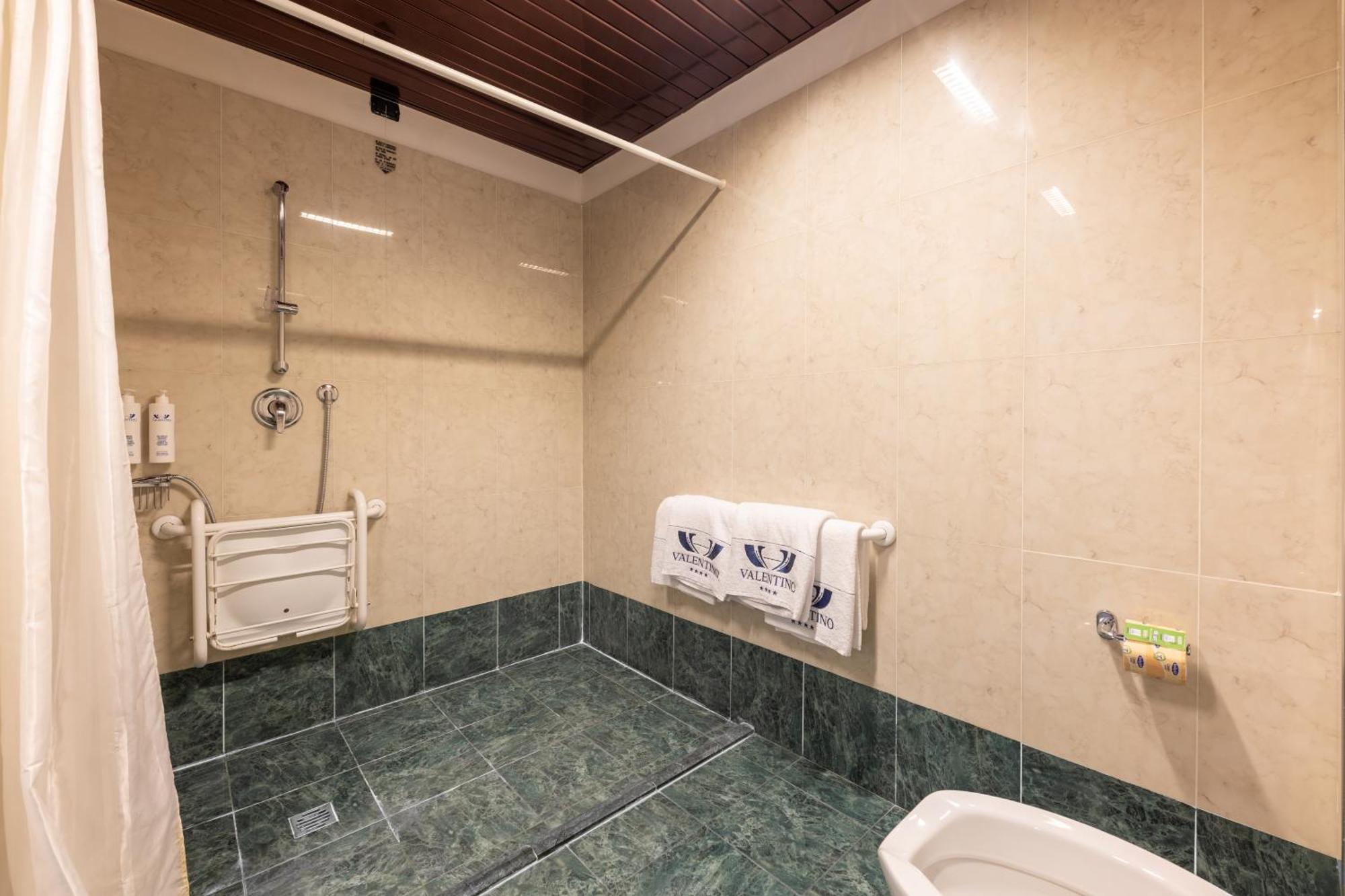 Hotel Valentino Terni Exteriér fotografie